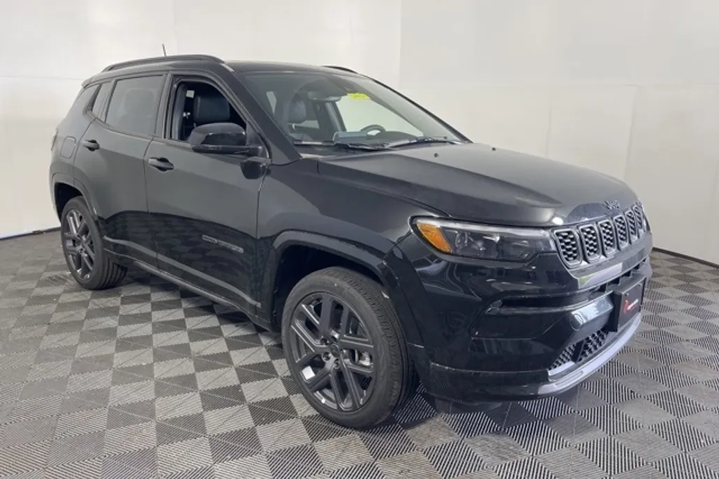 2025 Jeep Compass Limited photo 1