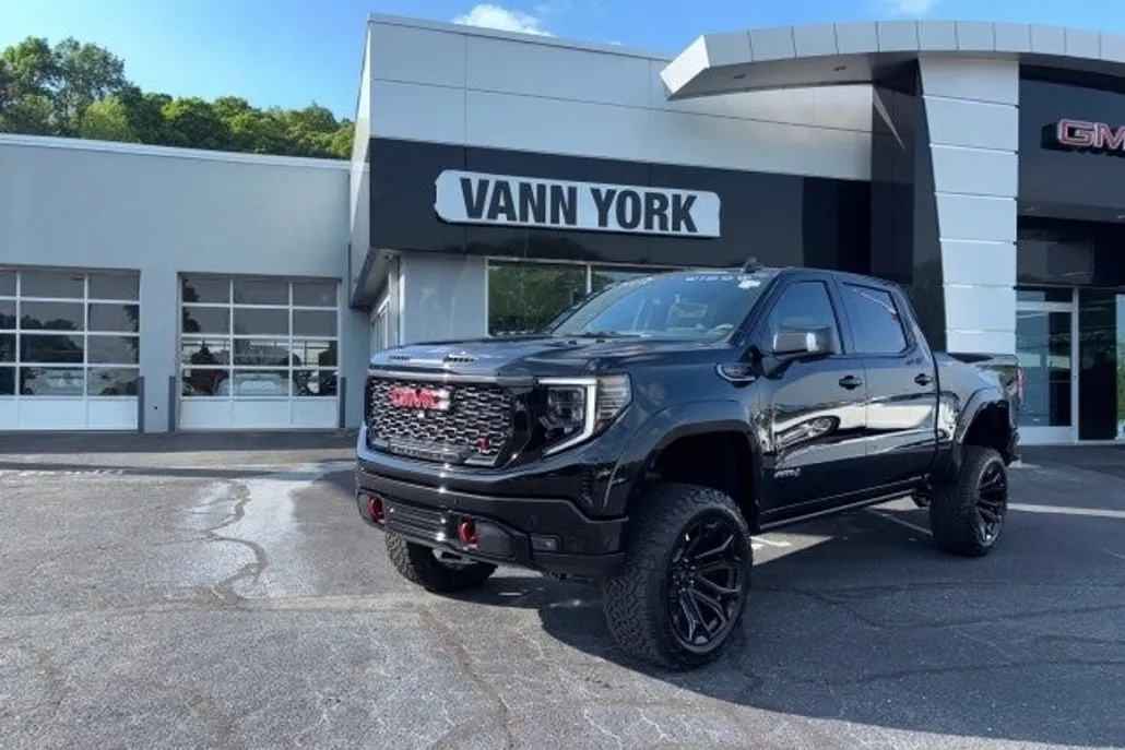 2025 Gmc Sierra 1500 AT4 photo 1