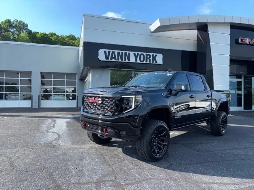 2025 Gmc Sierra 1500 AT4 photo 1