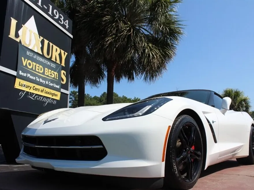 2016 Chevrolet Corvette Stingray photo 1