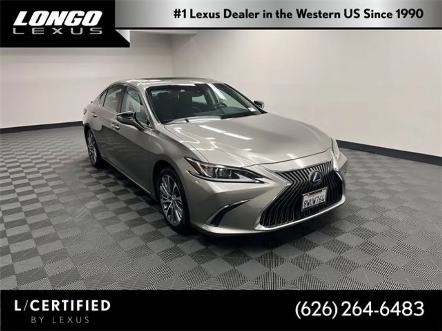 2021 Lexus ES 300h photo 1
