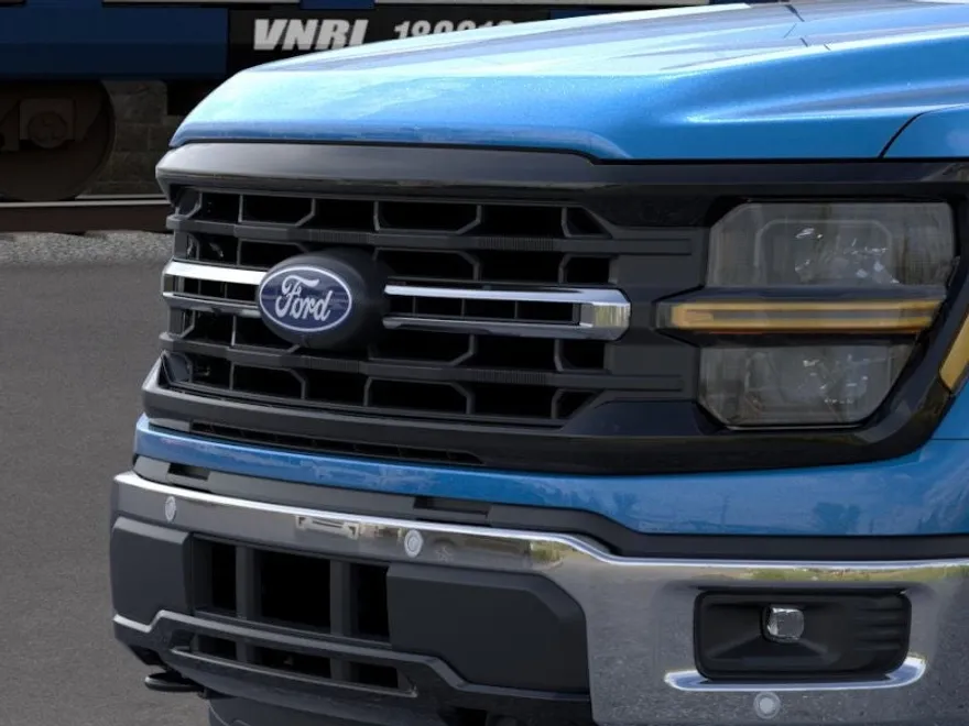 2025 Ford F-150 XLT FX4 photo 1