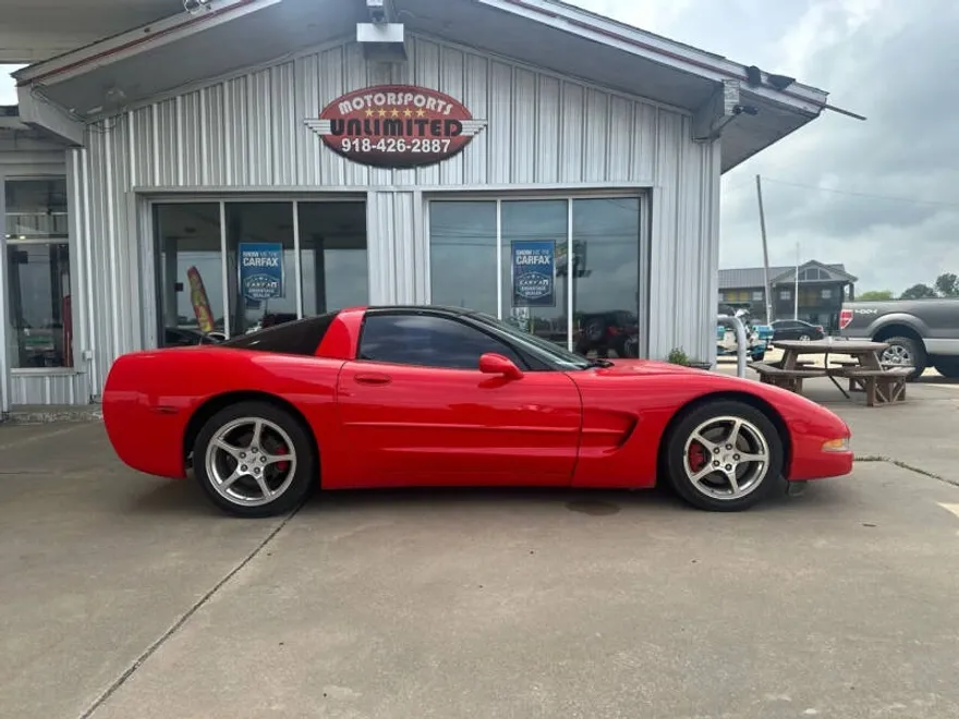 2003 Chevrolet Corvette photo 1