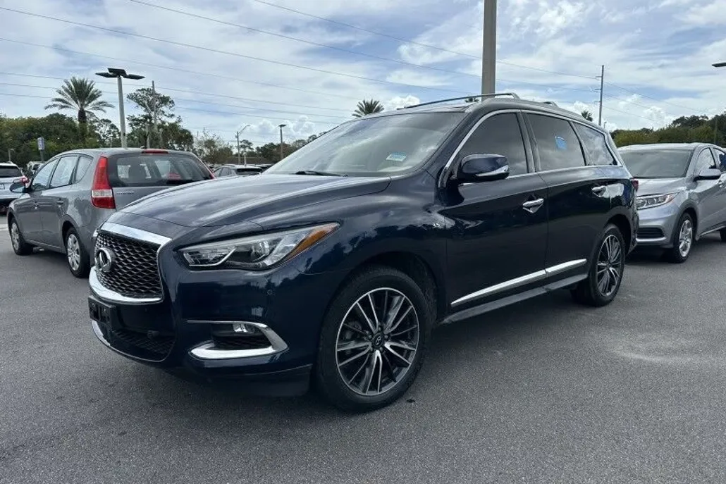 2020 Infiniti QX60 Luxe photo 1