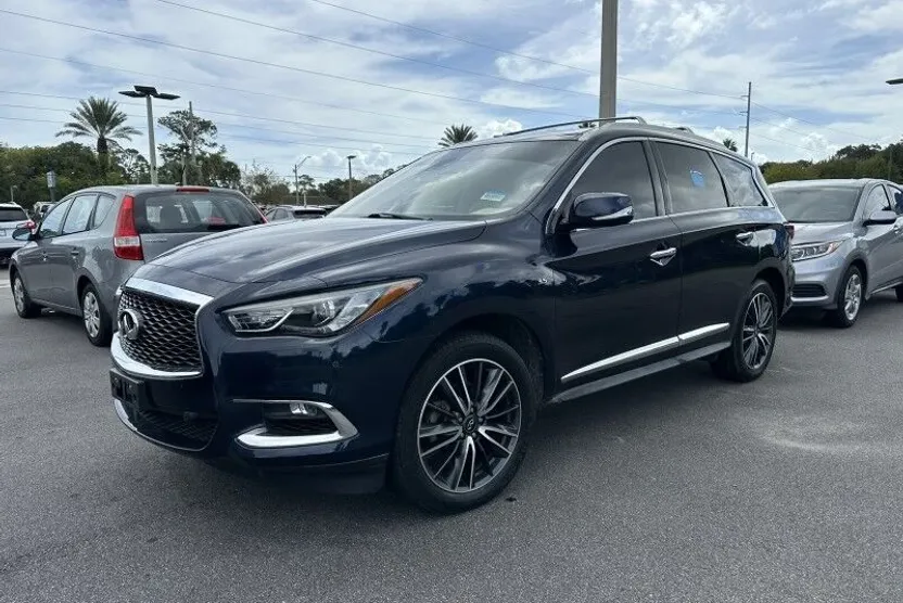 2020 Infiniti QX60 Luxe photo 1