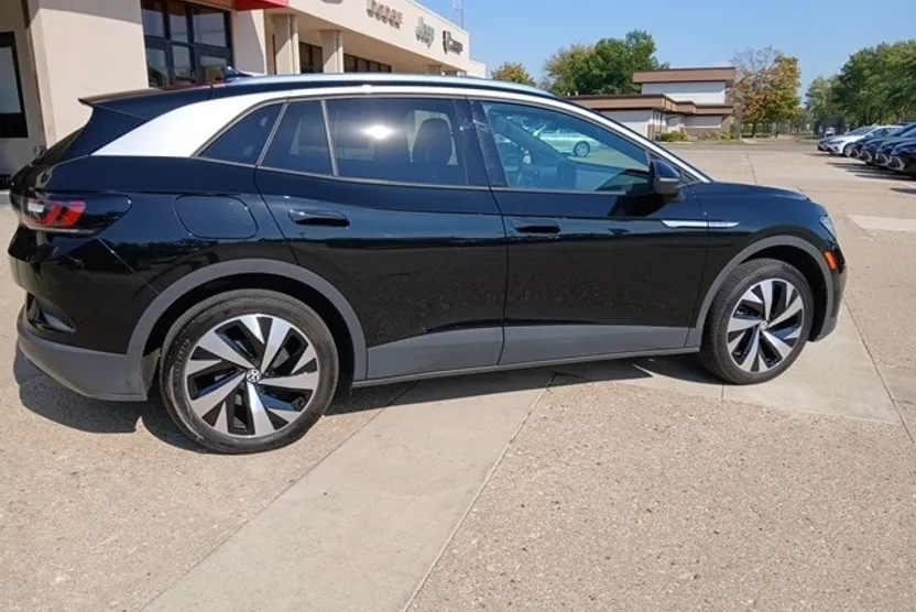 2022 Volkswagen ID.4 Pro S photo 1