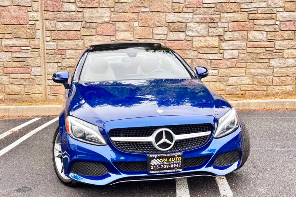 2017 Mercedes Benz C 4MATIC Coupe 300 photo 1