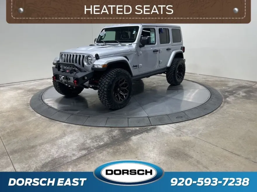 2022 Jeep Wrangler Unlimited Sahara photo 1