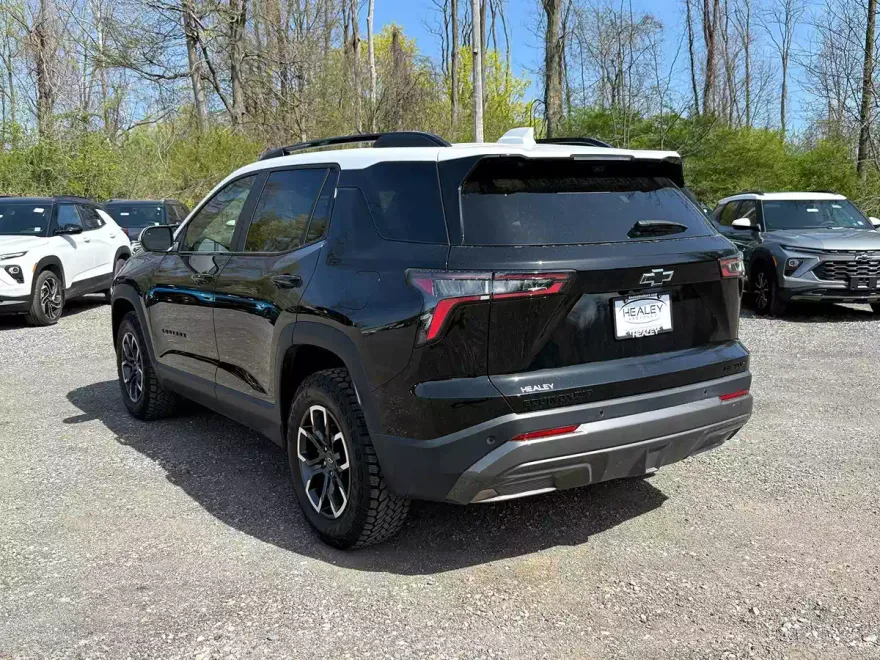 2025 Chevrolet Equinox ACTIV photo 1
