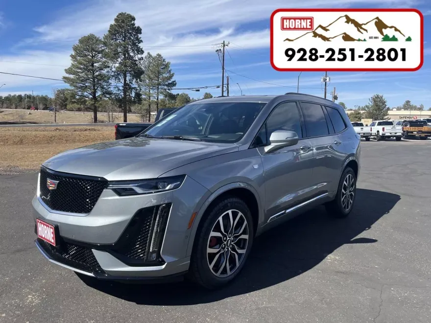2025 Cadillac XT6 Sport photo 1