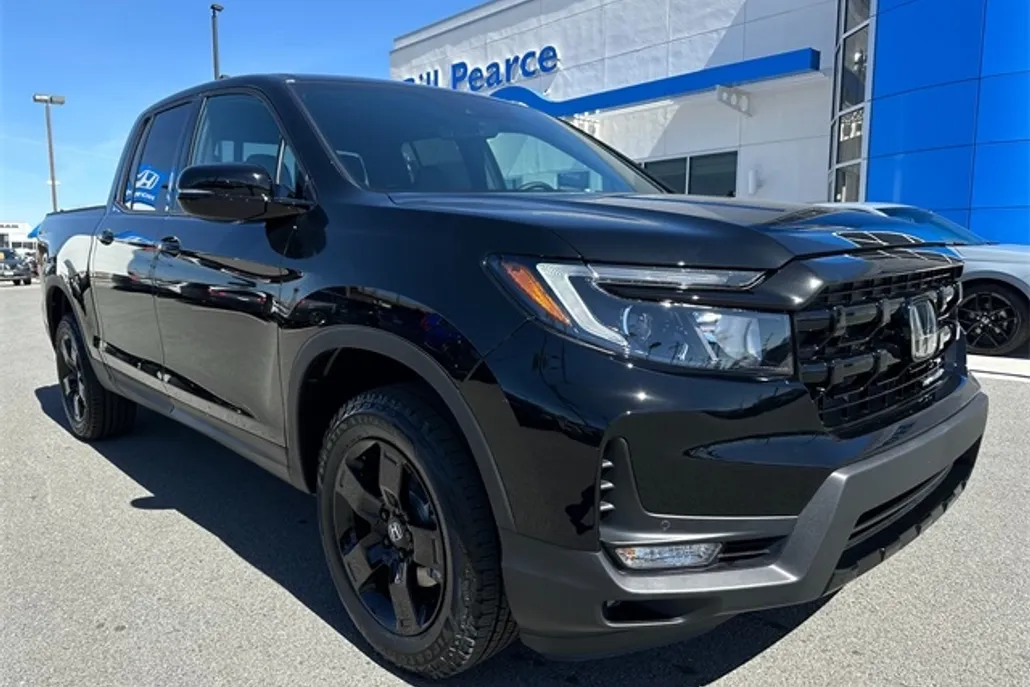 2025 Honda Ridgeline Black Edition photo 1