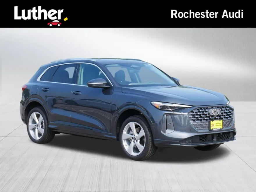 2025 Audi Q5 Premium Plus photo 1