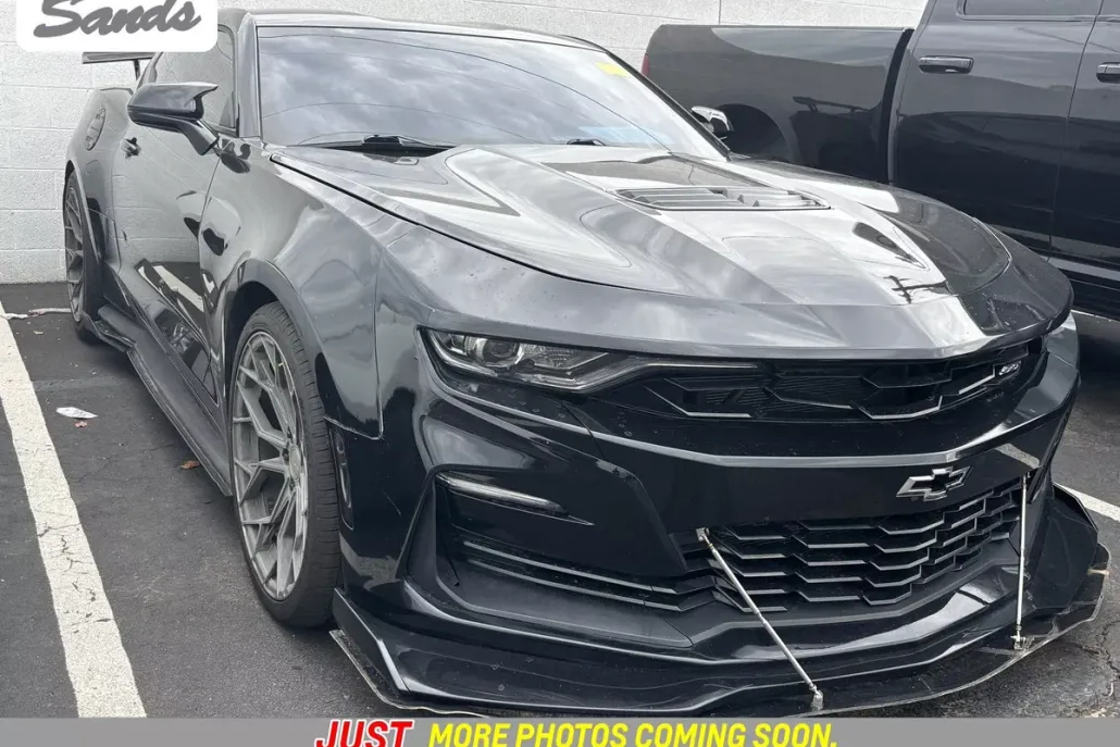 2019 Chevrolet Camaro SS photo 1