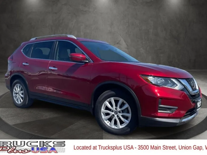 2019 Nissan Rogue SV photo 1