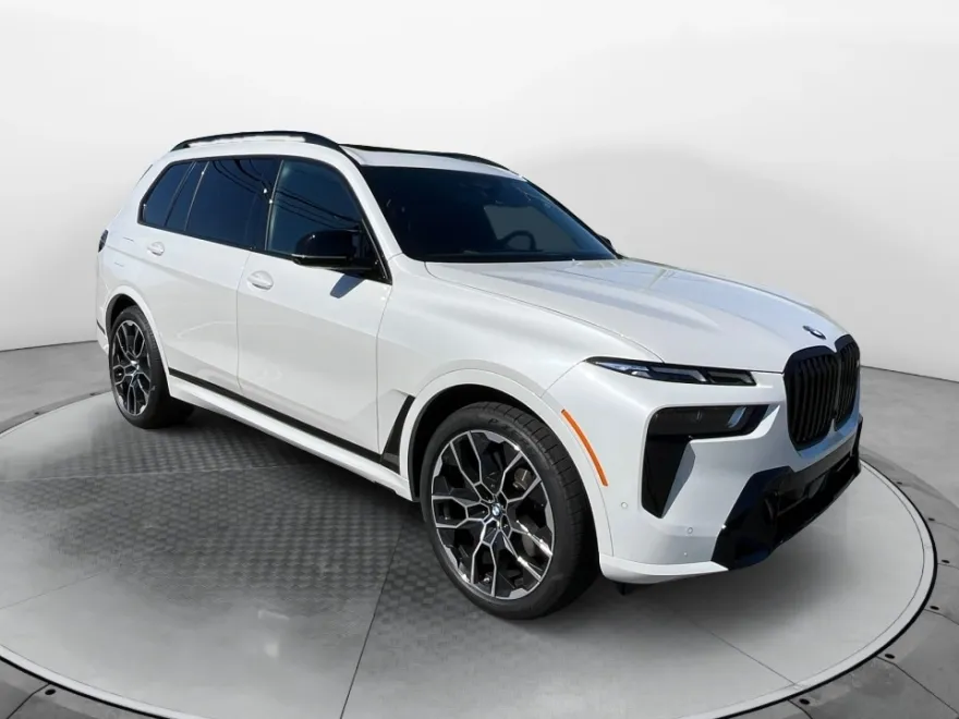 2025 Bmw X7 M60i photo 1