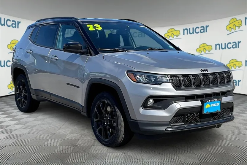 2023 Jeep Compass Altitude photo 1