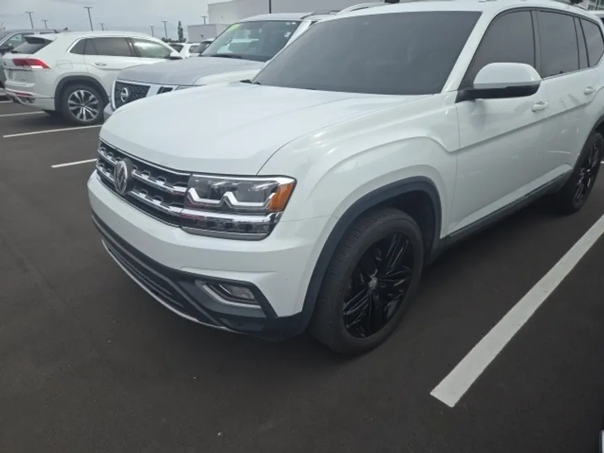 2019 Volkswagen Atlas V6 SEL photo 1