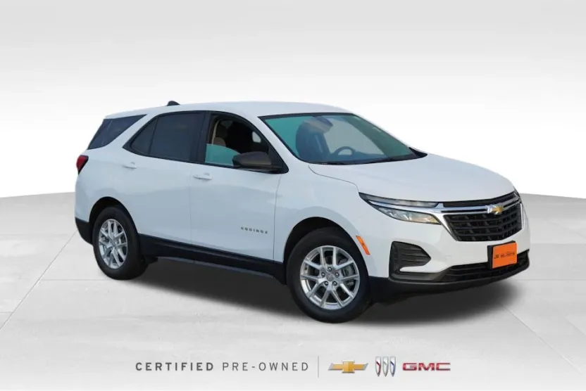2024 Chevrolet Equinox LS photo 1