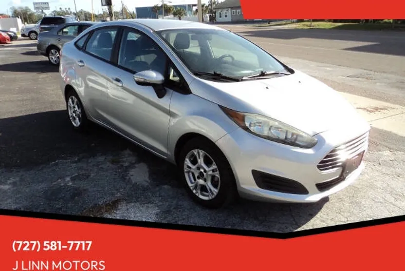 2016 Ford Fiesta photo 1