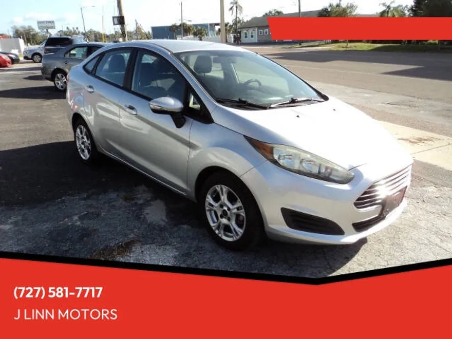 2016 Ford Fiesta photo 1