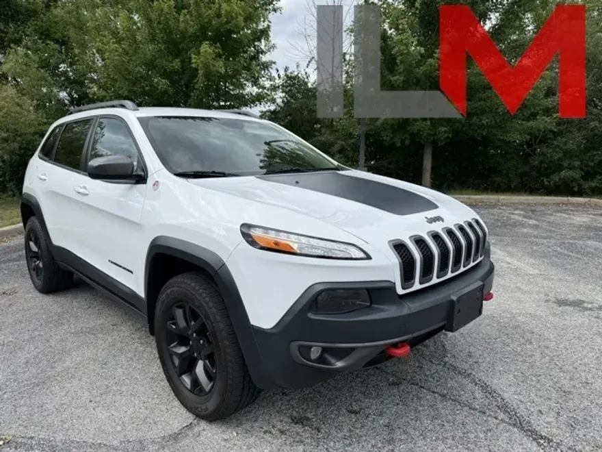 2015 Jeep Cherokee Trailhawk photo 1