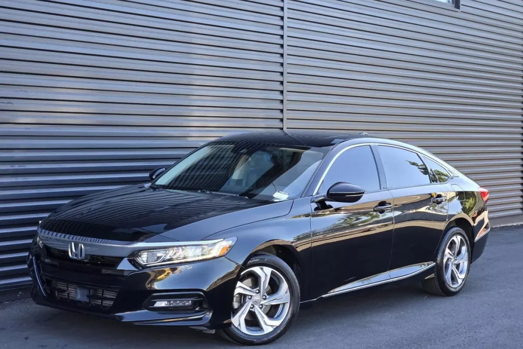 2019 Honda Accord EX-L 1.5T photo 1