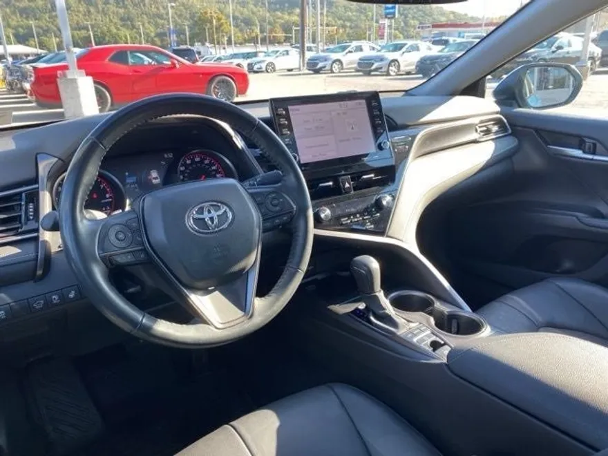2023 Toyota Camry XSE photo 1