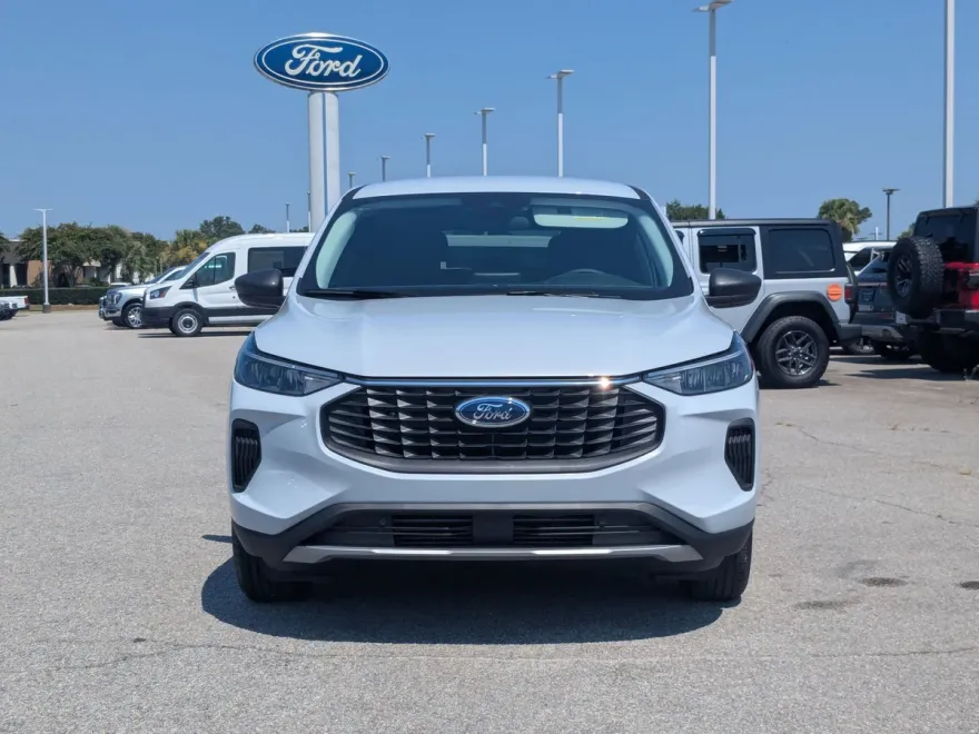 2025 Ford Escape Active photo 1