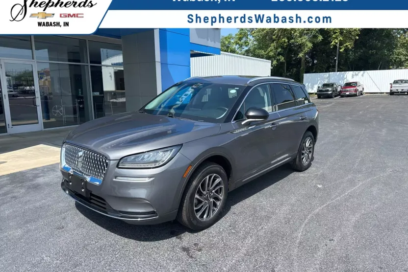 2021 Lincoln Corsair Standard photo 1