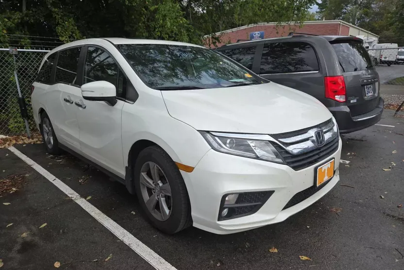 2018 Honda Odyssey EX-L photo 1