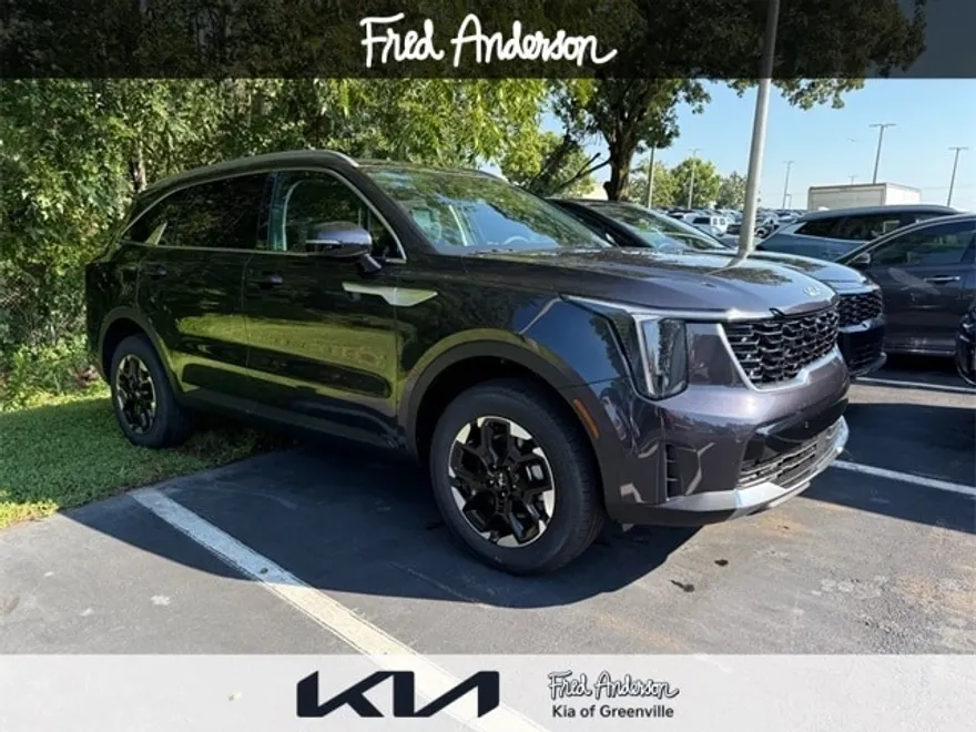 2026 Kia Sorento S photo 1
