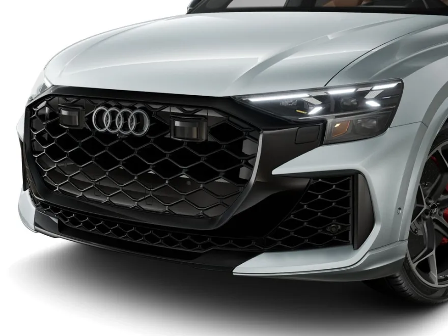 2025 Audi RS Q8 photo 1