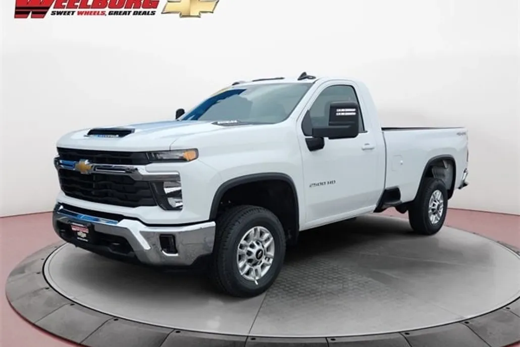 2025 Chevrolet Silverado 2500HD LT photo 1