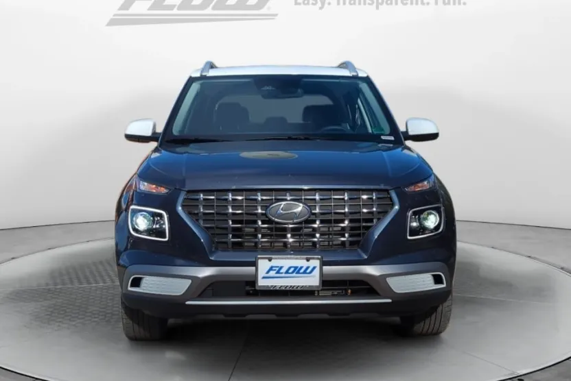 2025 Hyundai Venue Limited photo 1