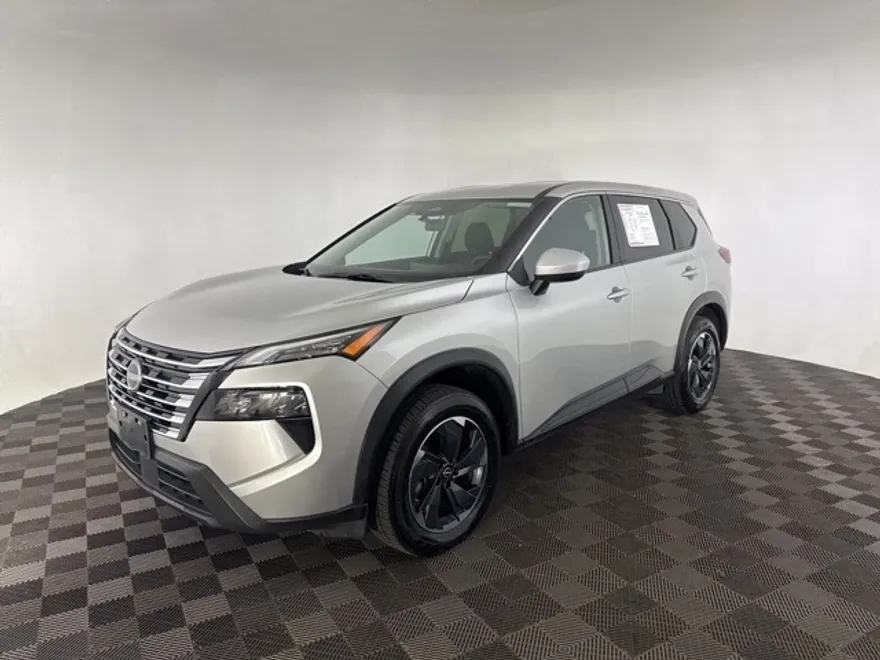 2024 Nissan Rogue SV photo 1