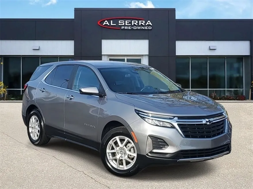 2023 Chevrolet Equinox LT photo 1