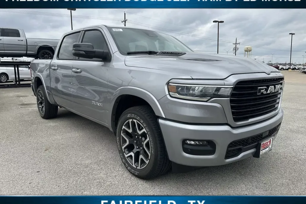 2025 Ram 1500 Laramie photo 1
