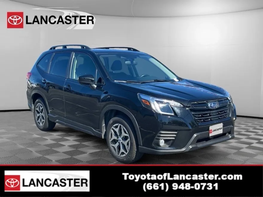 2023 Subaru Forester Premium photo 1