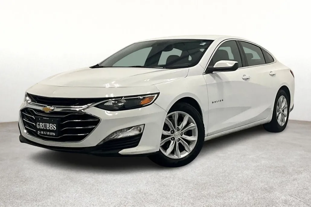 2023 Chevrolet Malibu 1LT photo 1