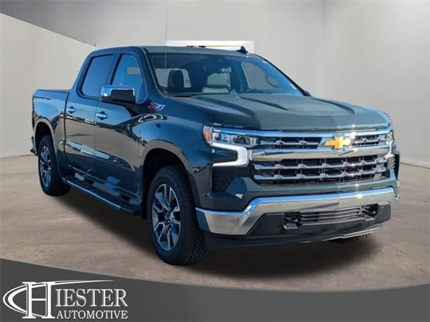 2025 Chevrolet Silverado 1500 LT photo 1