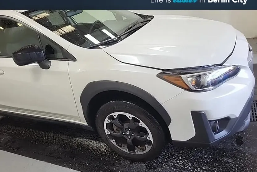 2023 Subaru Crosstrek Base photo 1