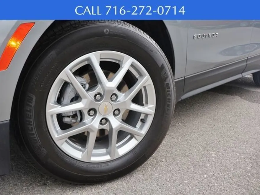 2024 Chevrolet Equinox LS photo 1