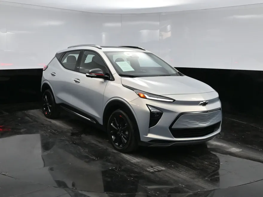 2023 Chevrolet Bolt EUV Premier photo 1