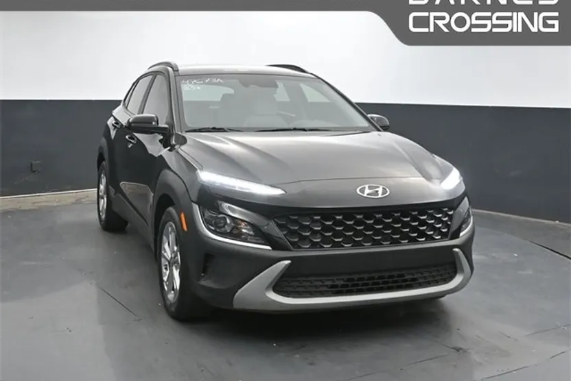 2023 Hyundai Kona SEL photo 1
