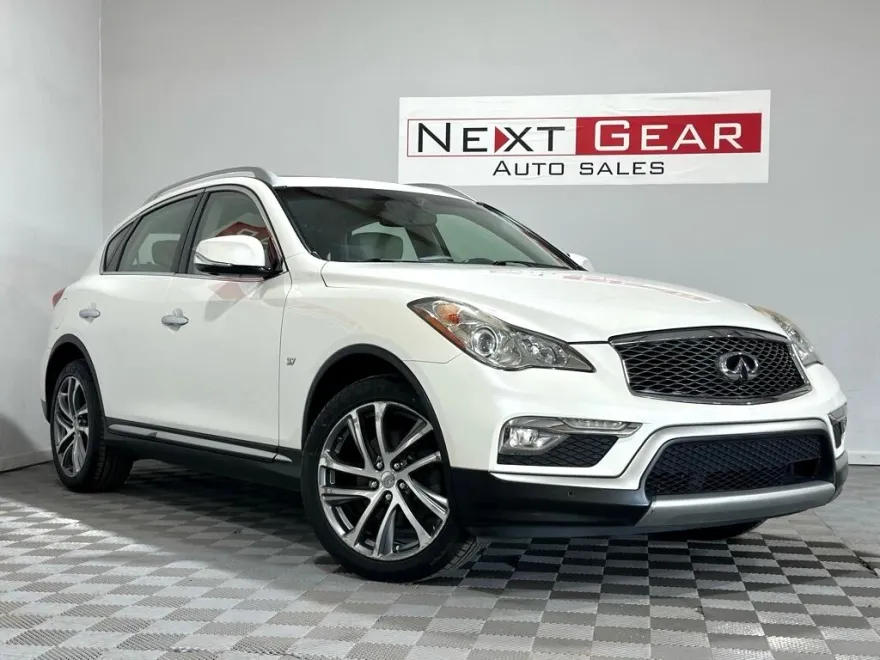 2017 Infiniti QX50 Base AWD photo 1