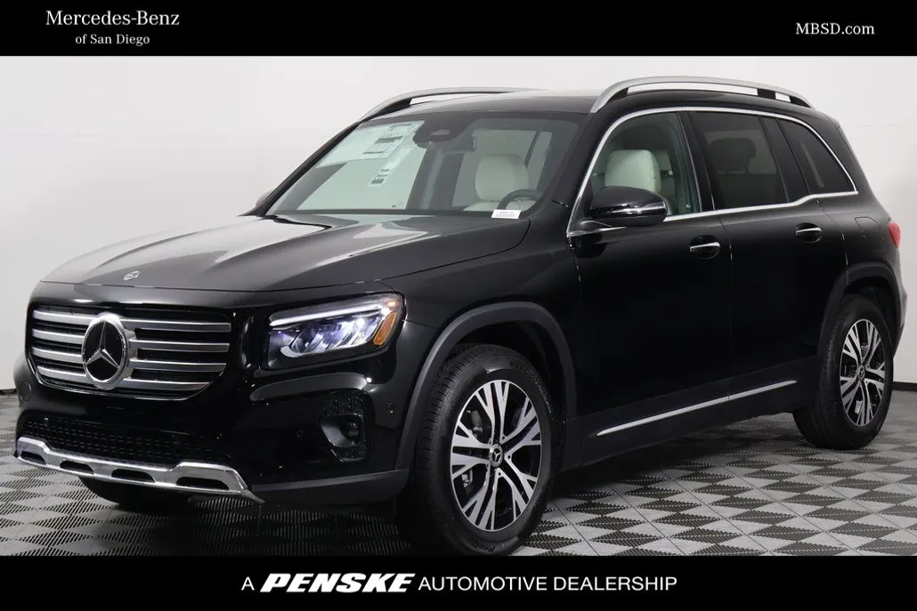 2026 Mercedes Benz GLB 250 photo 1