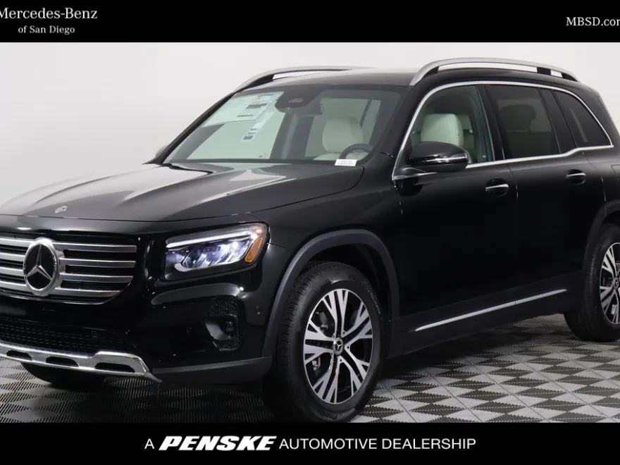 2026 Mercedes Benz GLB 250 photo 1