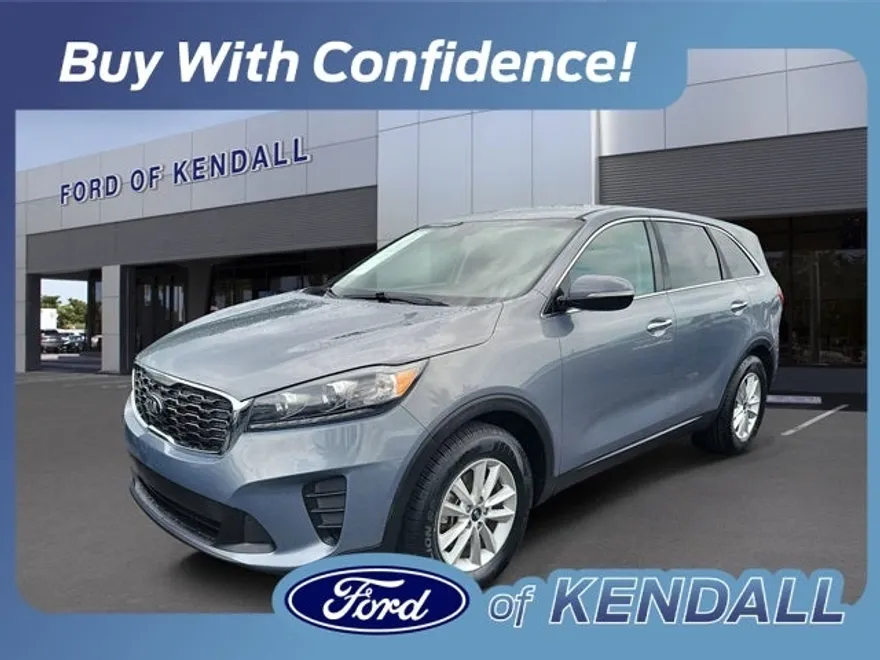 2020 Kia Sorento LX photo 1