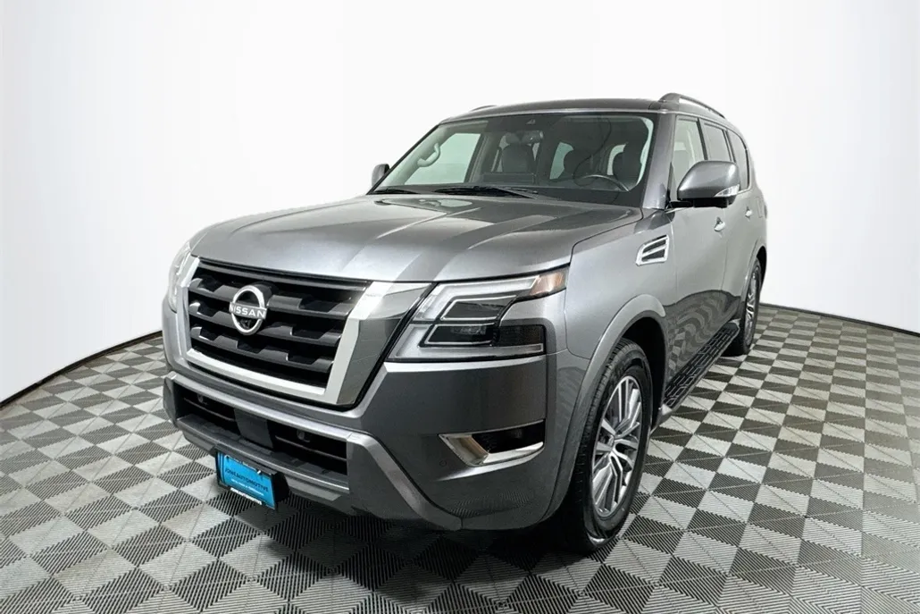 2023 Nissan Armada SL photo 1