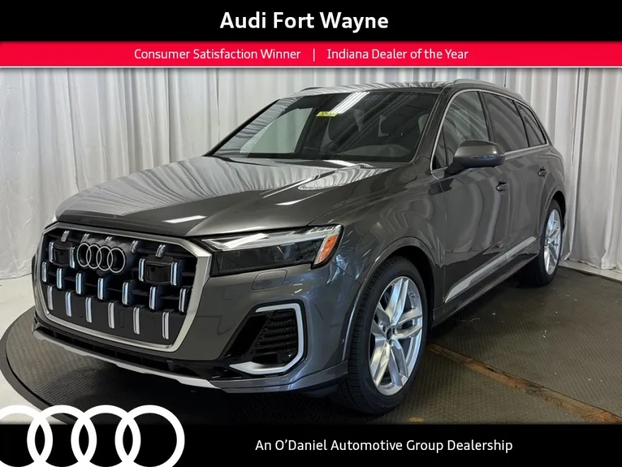 2025 Audi Q7 55 Premium Plus photo 1